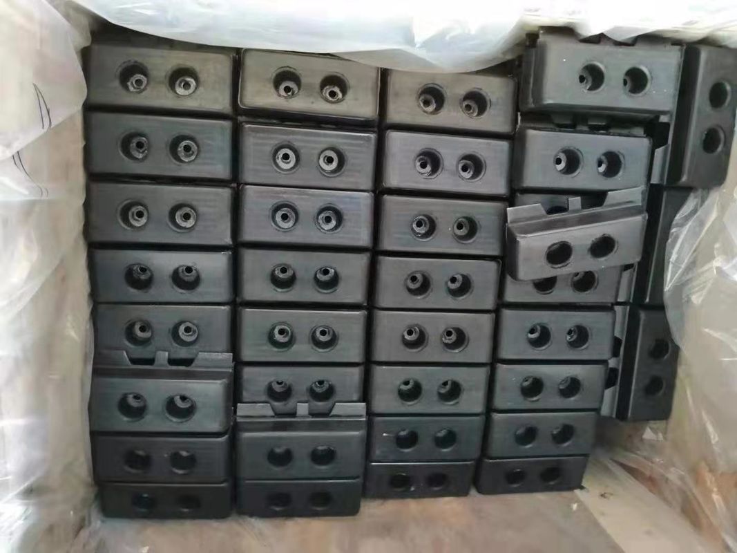 450mm/600mm โบลท์-บนยาง Track Pads สําหรับ PC30 PC40 PC45 PC60 PC75 Excavator ยาง Track Pads รองเท้า