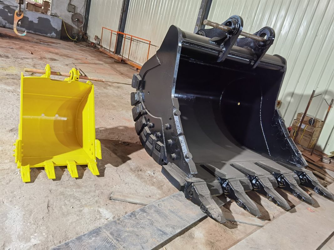อัตราส่วนจําเพาะ Excavator Heavy Duty หินขุดถัง Q355B สําหรับ 20T - 50T Excavator Backhoe