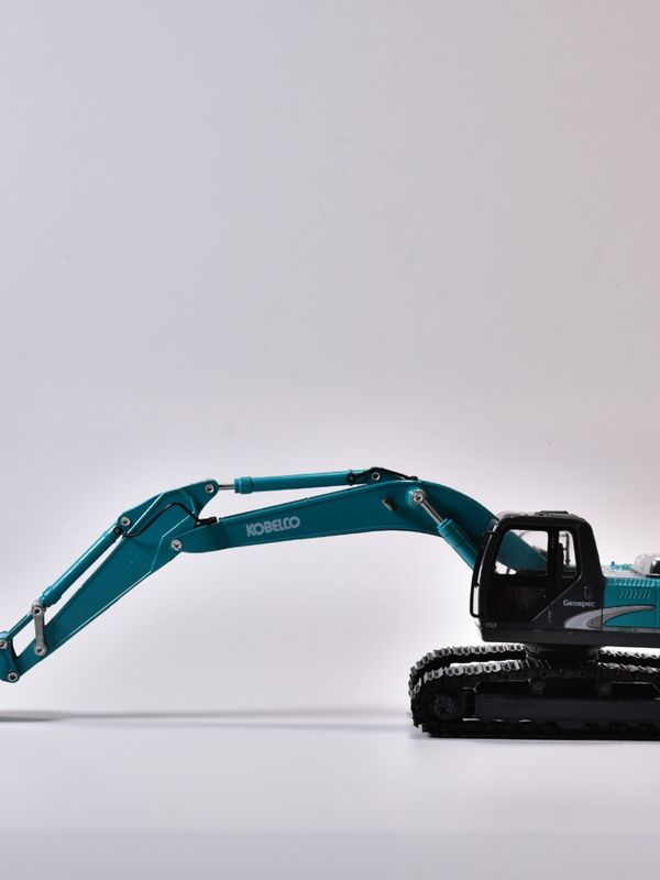 เชนสแตนเลส SK200 เครื่องขุด โมเดล KOBELCO แบบจําลองแท้เหล็กสับสนธิ การตกแต่งรถยนต์