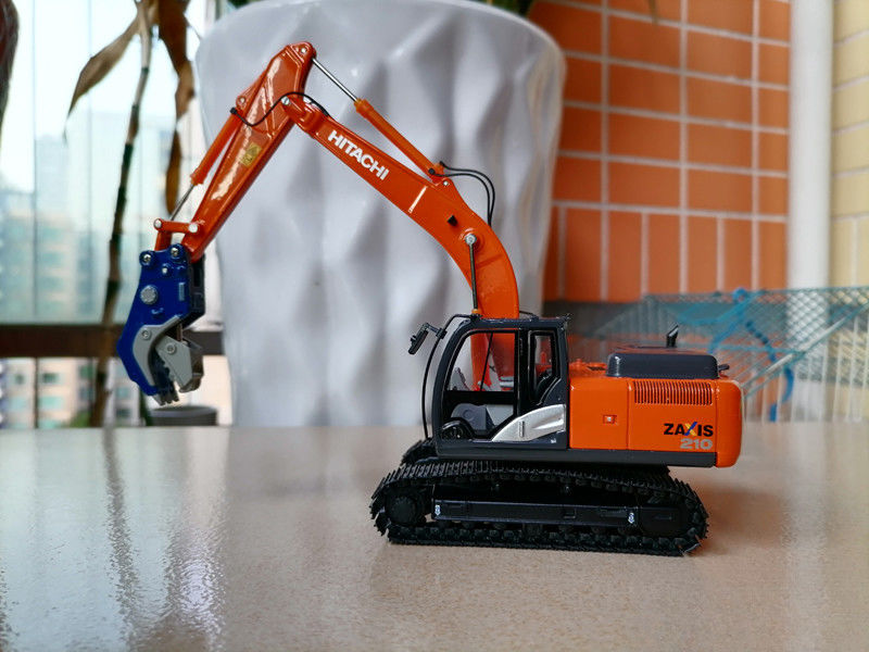 ของแท้ 1/50 ฮิตาชิ ZAXIS250LC-5 ZX200 ZX350LC-6 เครื่องขุด