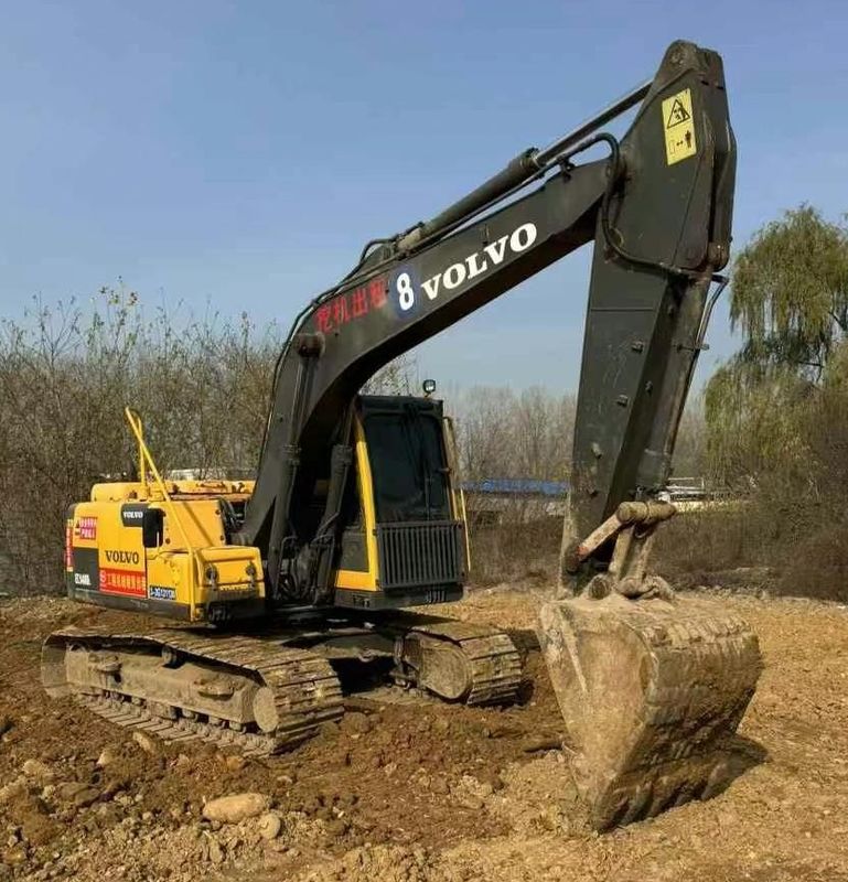 เครื่องขุด Volvo EC140 มือสอง สภาพดี พร้อมส่งทั่วโลกอย่างรวดเร็ว
