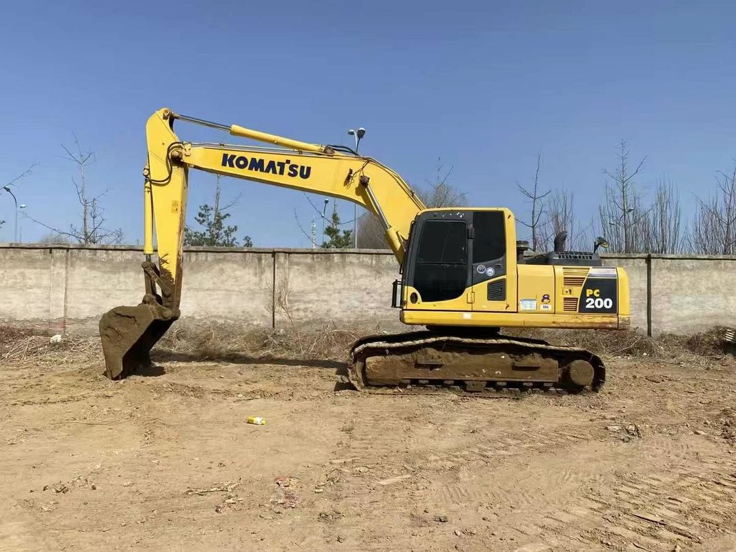 เครื่องขุดที่ใช้ได้สูง Komatsu PC200-8M0 ขนาด 20 ตัน สําหรับโครงการก่อสร้าง