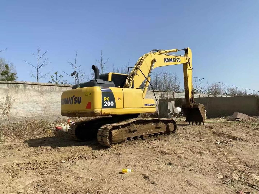 เครื่องขุดที่ใช้ได้สูง Komatsu PC200-8M0 ขนาด 20 ตัน สําหรับโครงการก่อสร้าง
