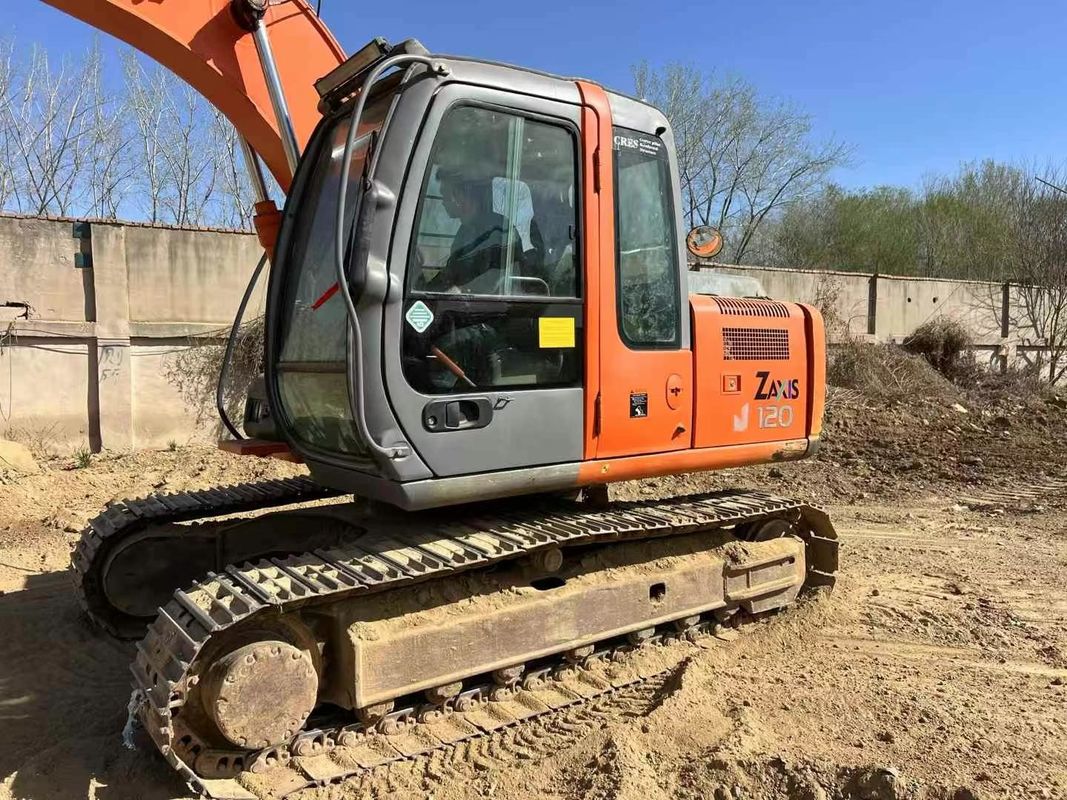 ใช้ Hitachi ZAXIS 120 Excavator 12Ton ความจุ บริการครบวงจร ประวัติ การก่อสร้าง การเหมืองแร่