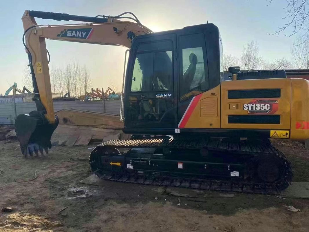 ใช้ SANY SY135C 13.5T Excavator บริการครบวงจร ประวัติศาสตร์ การก่อสร้าง การเหมืองแร่