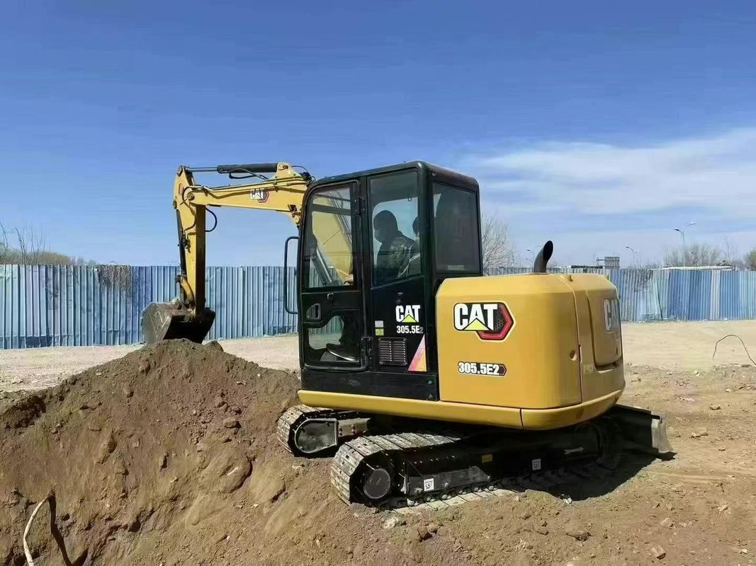 ใช้ CAT 305 Mini Excavator ชั่วโมงต่ํา ยืนยัน 1 ปี การรับประกัน CE รับประกันความน่าเชื่อถือ