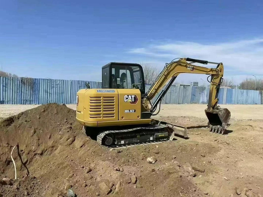 ใช้ CAT 305 Mini Excavator ชั่วโมงต่ํา ยืนยัน 1 ปี การรับประกัน CE รับประกันความน่าเชื่อถือ