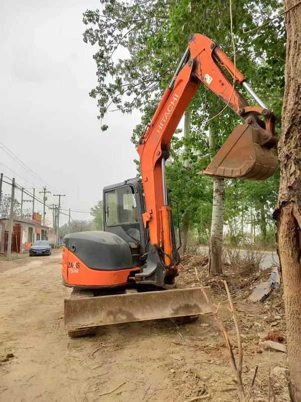 รถขุด Hitachi ZX75-US ใช้แล้ว ขนาด 7.5 ตัน เครื่องจักรสำหรับงานก่อสร้าง พร้อมใช้งาน