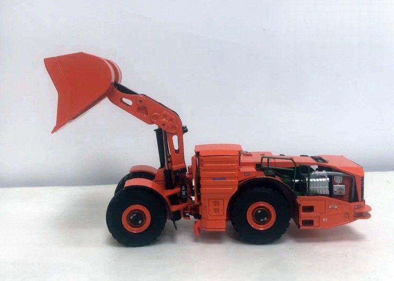 Komatsu WX220H 1:50 Hybrid Underground Loader Alloy Die-Cast Mining Vehicle จํากัด รวบรวม