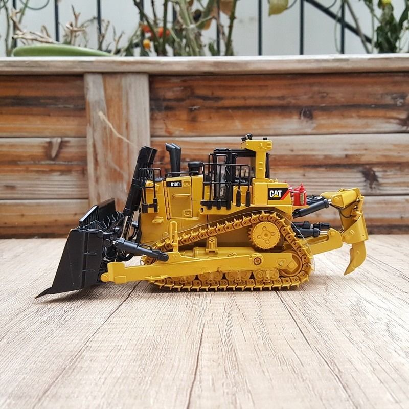 รถปราบดินแบบตีนตะขาบ DM 1/50 D10T2 Diecast Model ยานพาหนะก่อสร้าง 85532C ของสะสม
