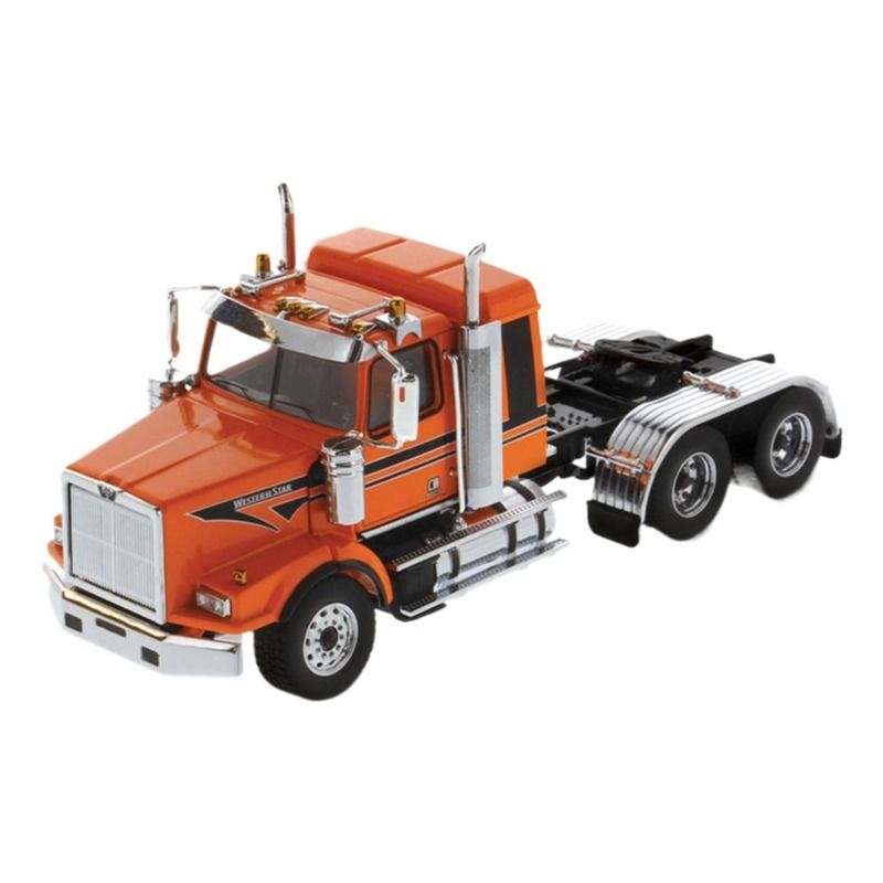 DM Western Star 4900 SB International 2-Axle American Flatbed Truck 1/50 รุ่น 71063