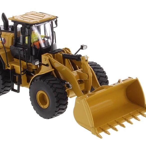 DM เครื่องบรรทุกล้อขนาด 1/50 ใหม่ โฟล์สแตนเลสแบบ 85686 รถก่อสร้าง