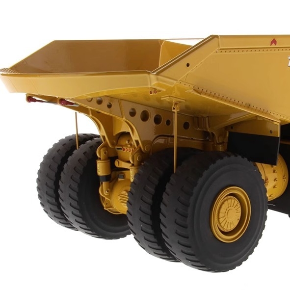 Diecast Masters 1:50 CAT 798AC รถบรรทุกขนย้ายเหมืองขนาดใหญ่พิเศษ Die-cast Model 85671
