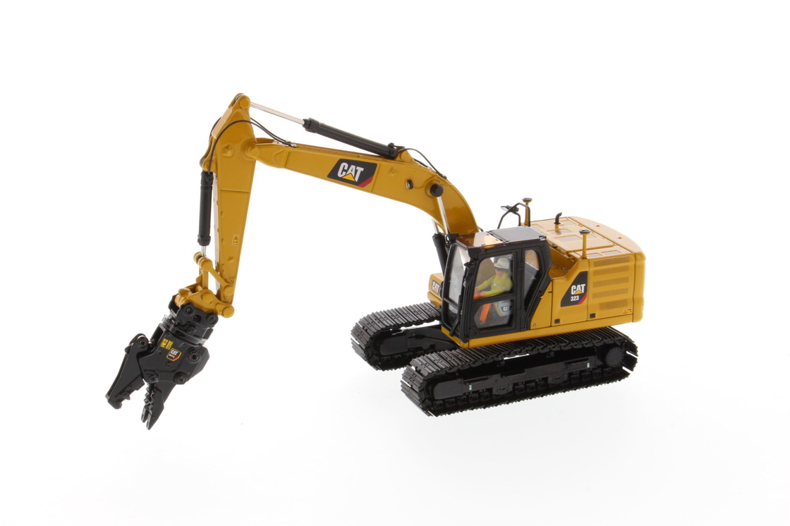 DM 1:50 CAT 323 พร้อมเครื่องมือทำงาน รถขุดแบบหล่อวิศวกรรมยานยนต์ รุ่น 85657