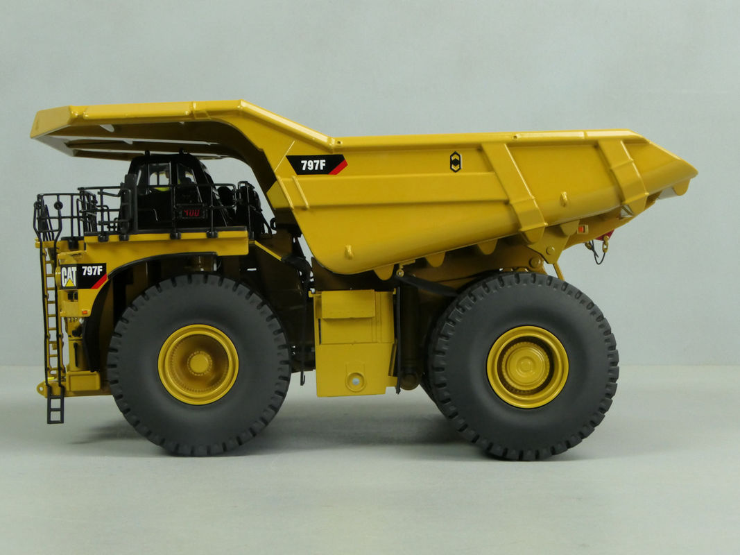 DM ใหม่ 1:50 สเกล CAT 797F รถดัมพ์เหมืองขนาดใหญ่ โมเดลหล่อ Die-cast 85655