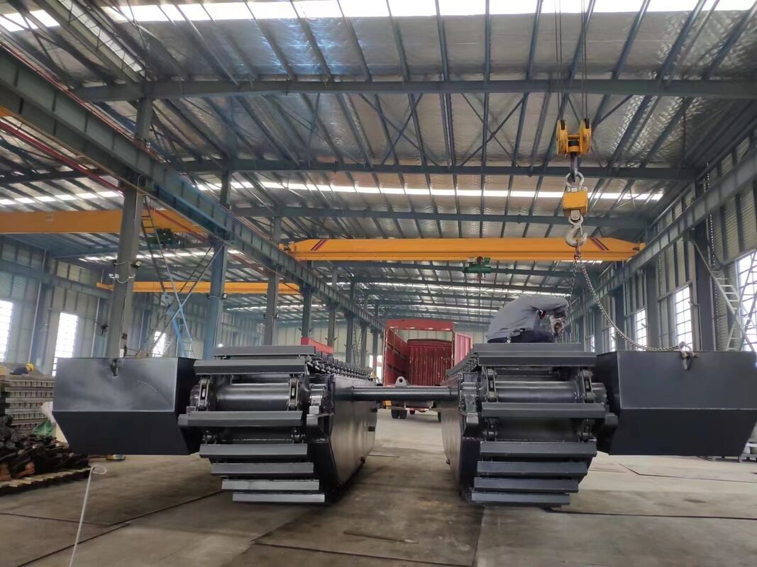 อุปกรณ์ที่กําหนดเอง Excavator Pontoon Amphibious Undercarriage Tank Float สําหรับพื้นที่ชื้น ผู้จัดจําหน่ายอุปกรณ์ทํางานน้ํา