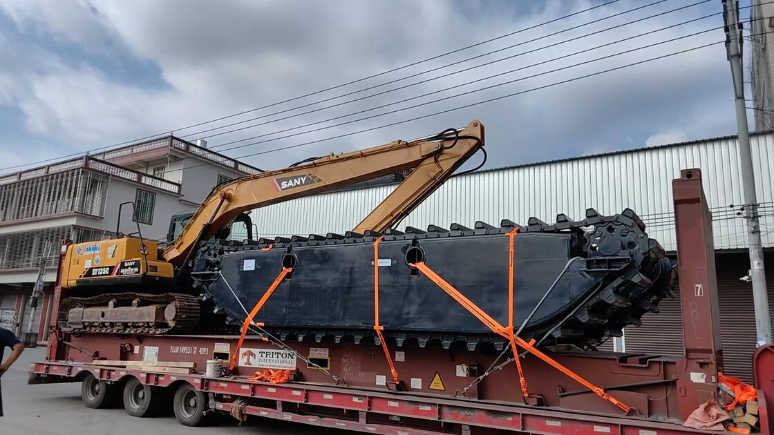 อุปกรณ์ที่กําหนดเอง Excavator Pontoon Amphibious Undercarriage Tank Float สําหรับพื้นที่ชื้น ผู้จัดจําหน่ายอุปกรณ์ทํางานน้ํา