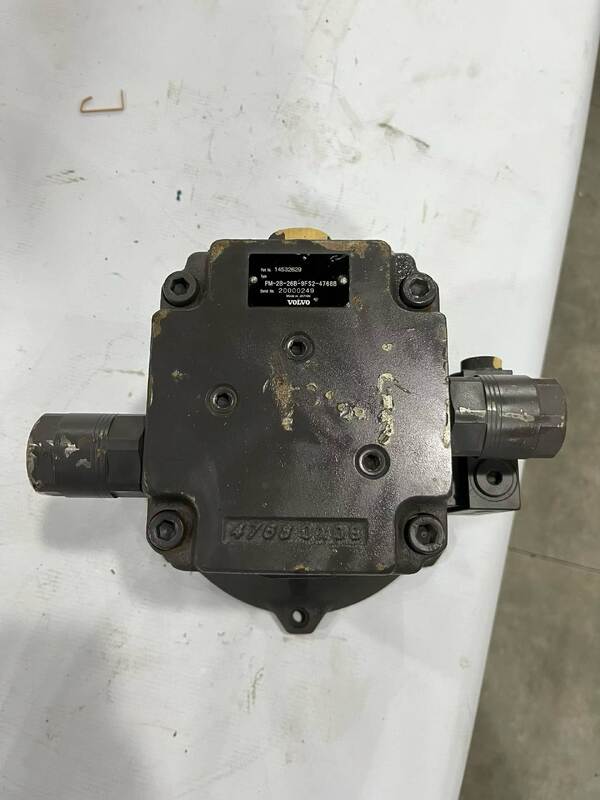 14532629 Swing Device Slewing Rotary Motor For EC55 EC60 EW55 Excavator Spare Part PM-2B-26B-9FS2-4768B