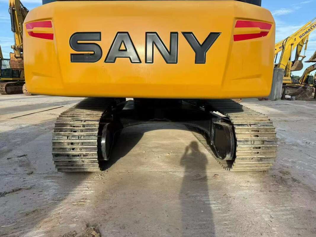 รถขุด Sany 335 ใหม่ล่าสุด เครื่องยนต์ National III Isuzu มีในสต็อก