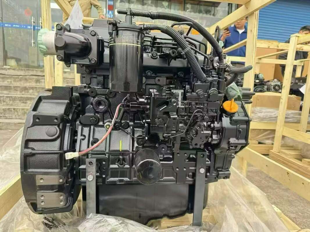 ชิ้นส่วนรถขุด Yanmar เครื่องยนต์ Assy 4TNV98T 4TNV98 3TNV84 4TNV88 4TNE82 สำหรับ Yanmar รถขุดเครื่องยนต์ประกอบ