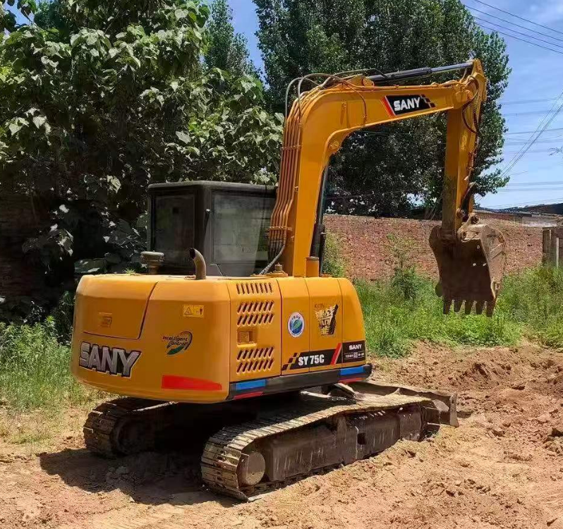 มินิ ขนาดเล็กใช้ SANY SY50C Excavator SY50 SY55 SY65 SY70 SY75 6 ตัน จีนเดิม 80% ใหม่ Excavator / excavator