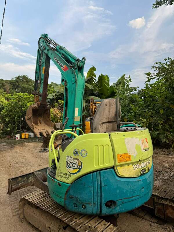 มือสอง YANMARR Vio30 3 ตัน มินิ Crawler Excavator ในคลัง สําหรับขาย