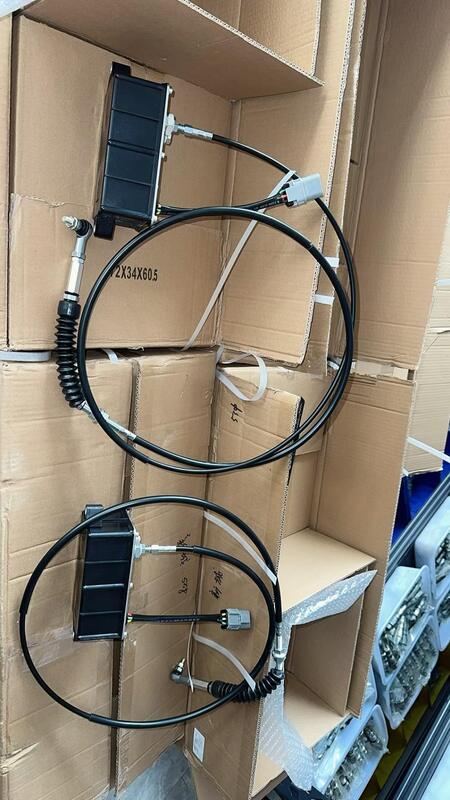 เครื่องขุดเครื่องยนต์กระตุ้นมอเตอร์ความเร็วแก๊สเร่งรัฐมนตรีสําหรับ Sany XCMG excavator